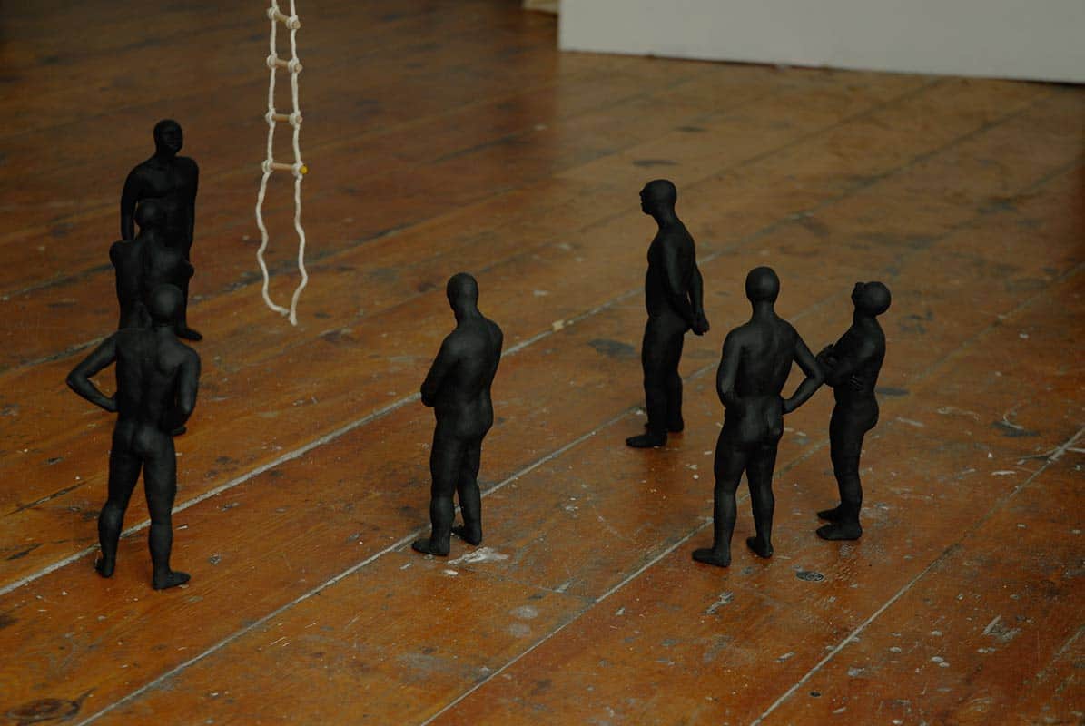 Climb exhibition 7-man sculpture group and string ladder